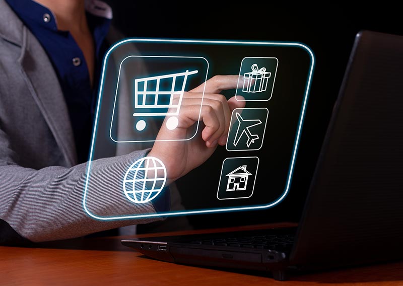 E-commerce & <br> Retail